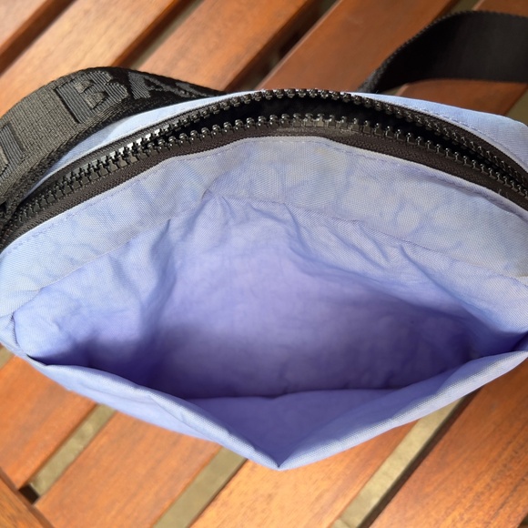 BAGGU cornflower camera crossbody bag - Picture 8 of 10